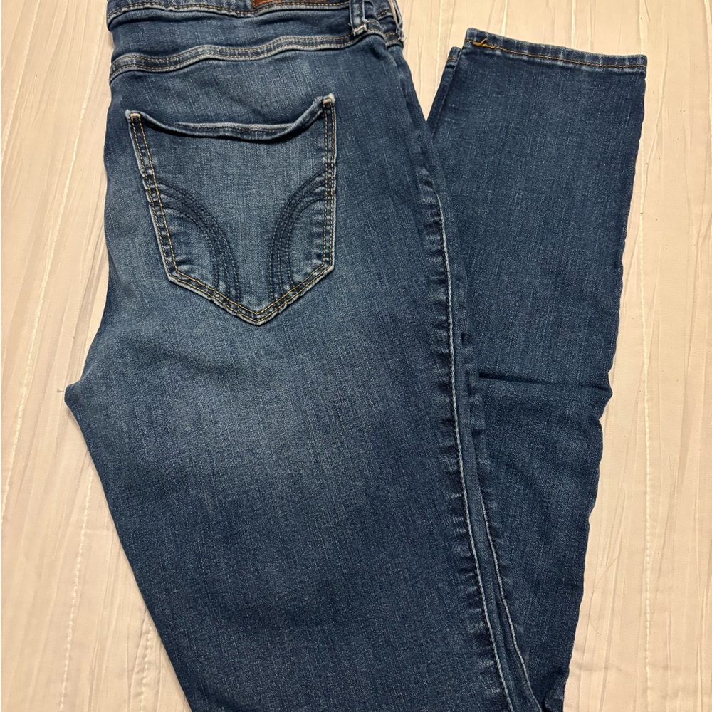 Hollister High Rise Blue Jeans